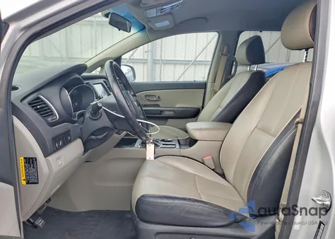 2019 Kia Sedona Lx z USA, uszkodzony, nr VIN KNDMB5C10K6537030